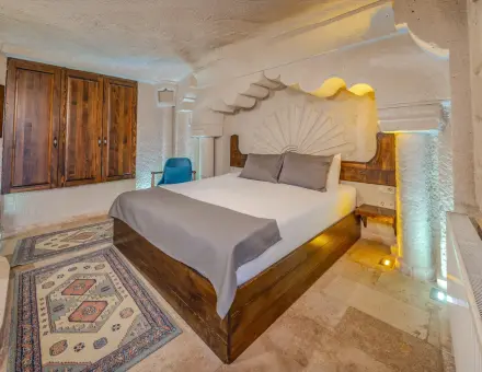 Room No: 203